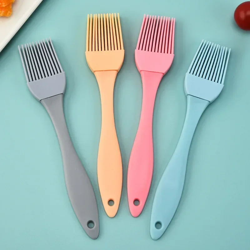 Heat-Resistant Silicone Basting Brush – Perfect for BBQ, Baking, Butter, and Marinades, Easy to Clean Kitchen Tool.