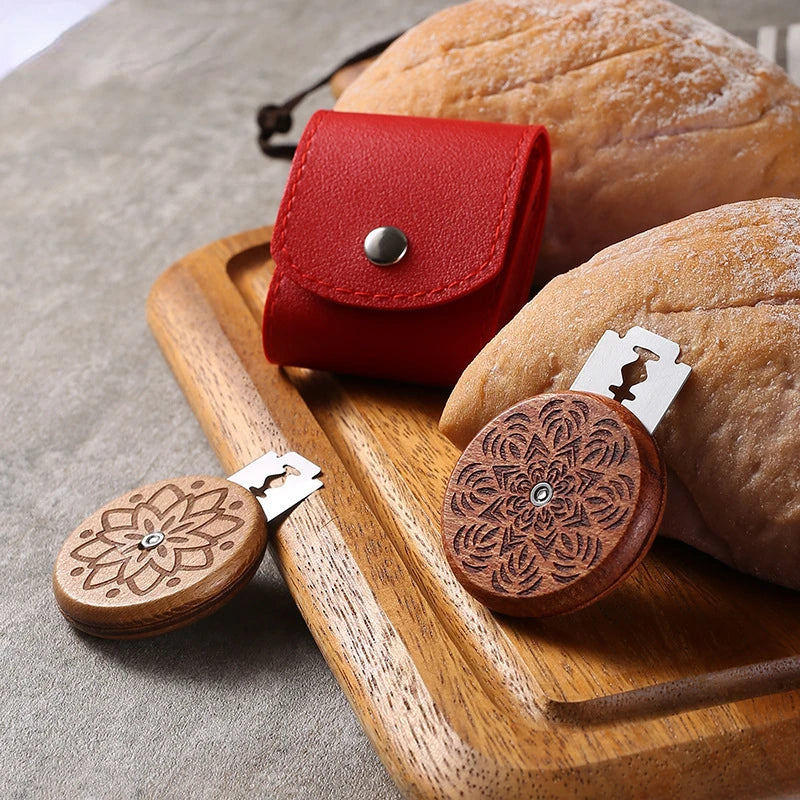 Bread Lame Dough Scoring Knife – Precise Cuts for Artisan French Bread, Sharp Blade Cutter with Comfortable Grip.