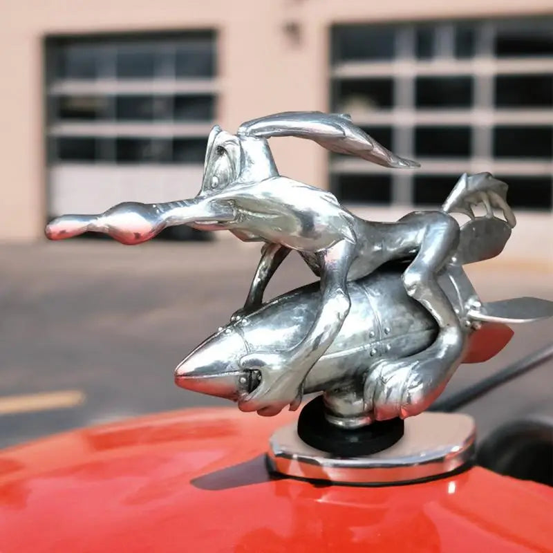 Cartoon Coyote Rocket Hood Ornament – 3D Car Emblem Sticker for Auto Styling & Decoration, Fun & Unique Vehicle Accessory.