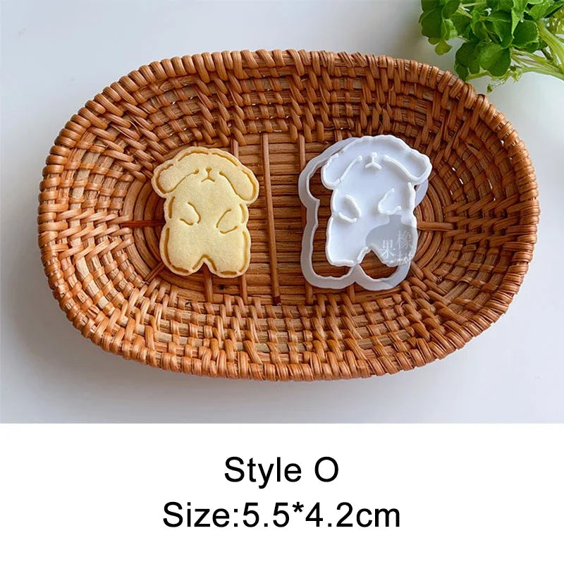 Bear-Shaped Fondant & Cookie Cutter – Fun Baking Tool for Kids, Perfect for Cake Decorating & Sugarcraft.